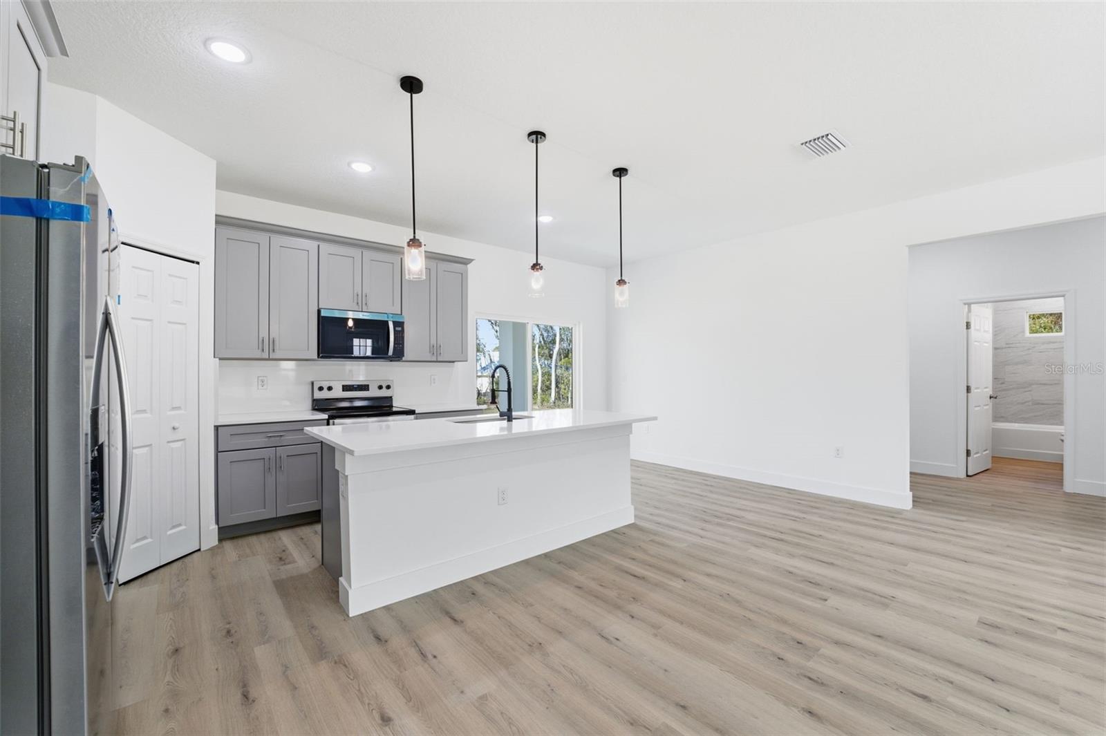 CITRUS SPGS UNIT 08 - Residential