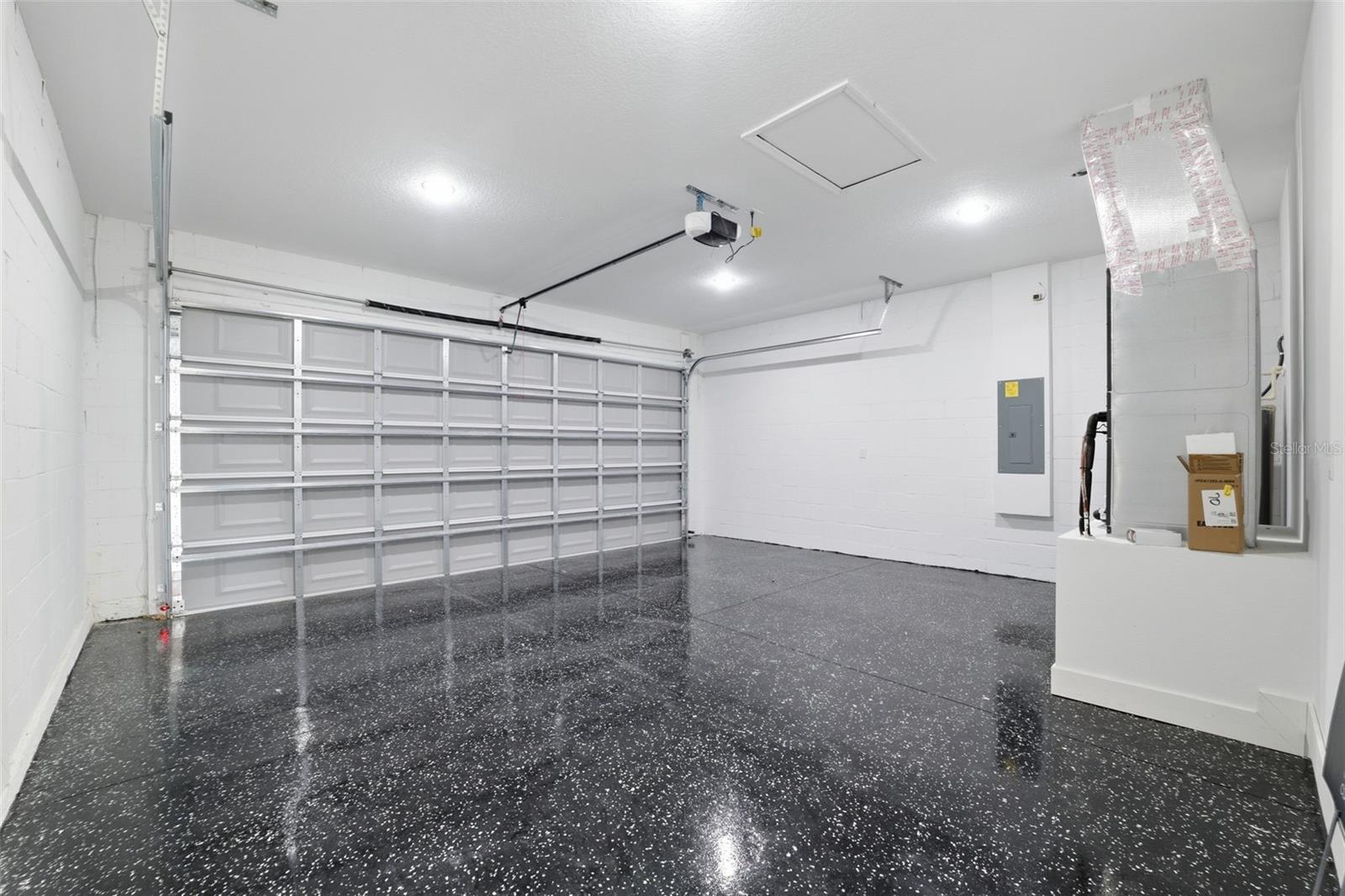 CITRUS SPGS UNIT 08 - Residential