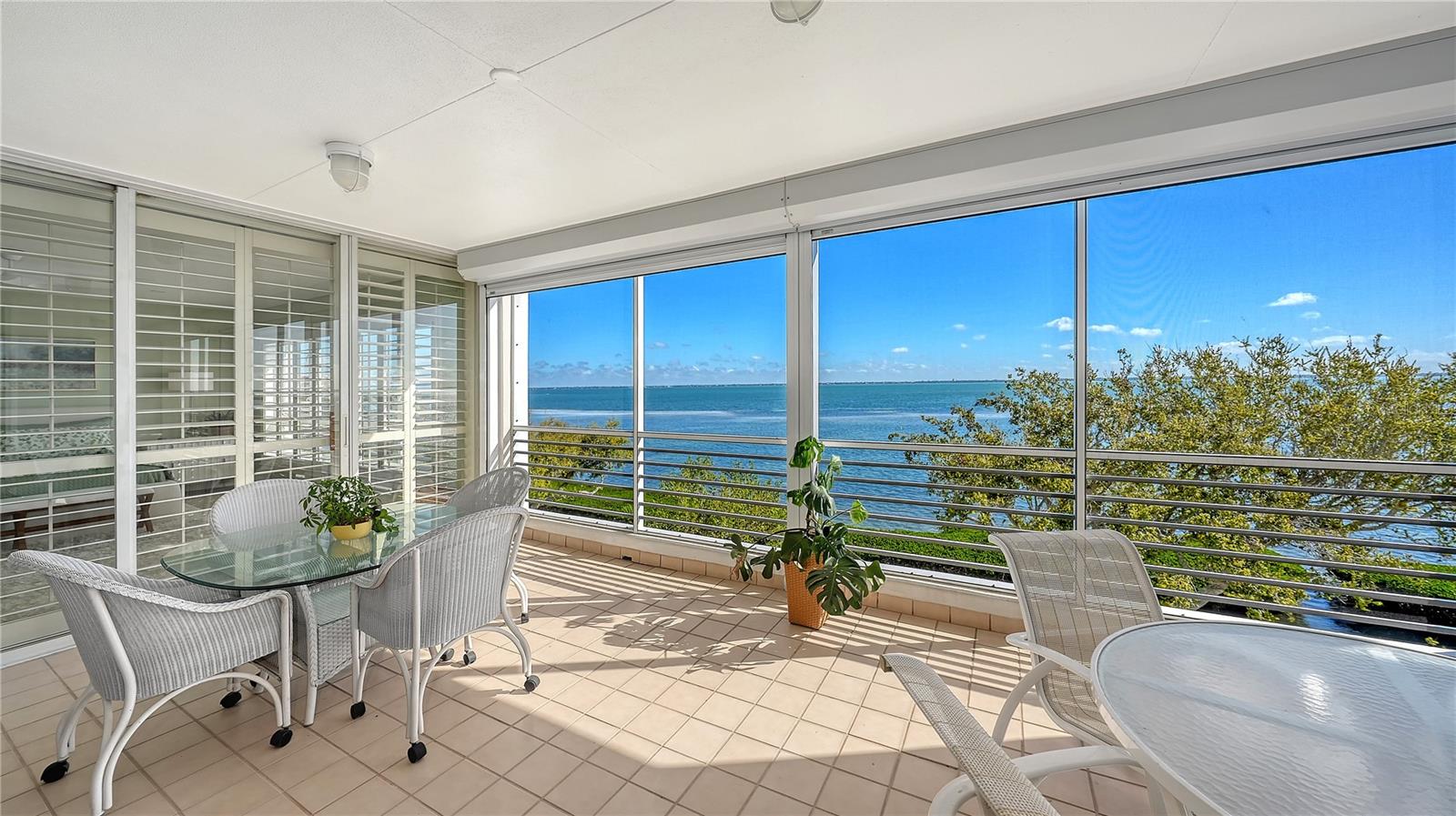 MARINA BAY - Residential