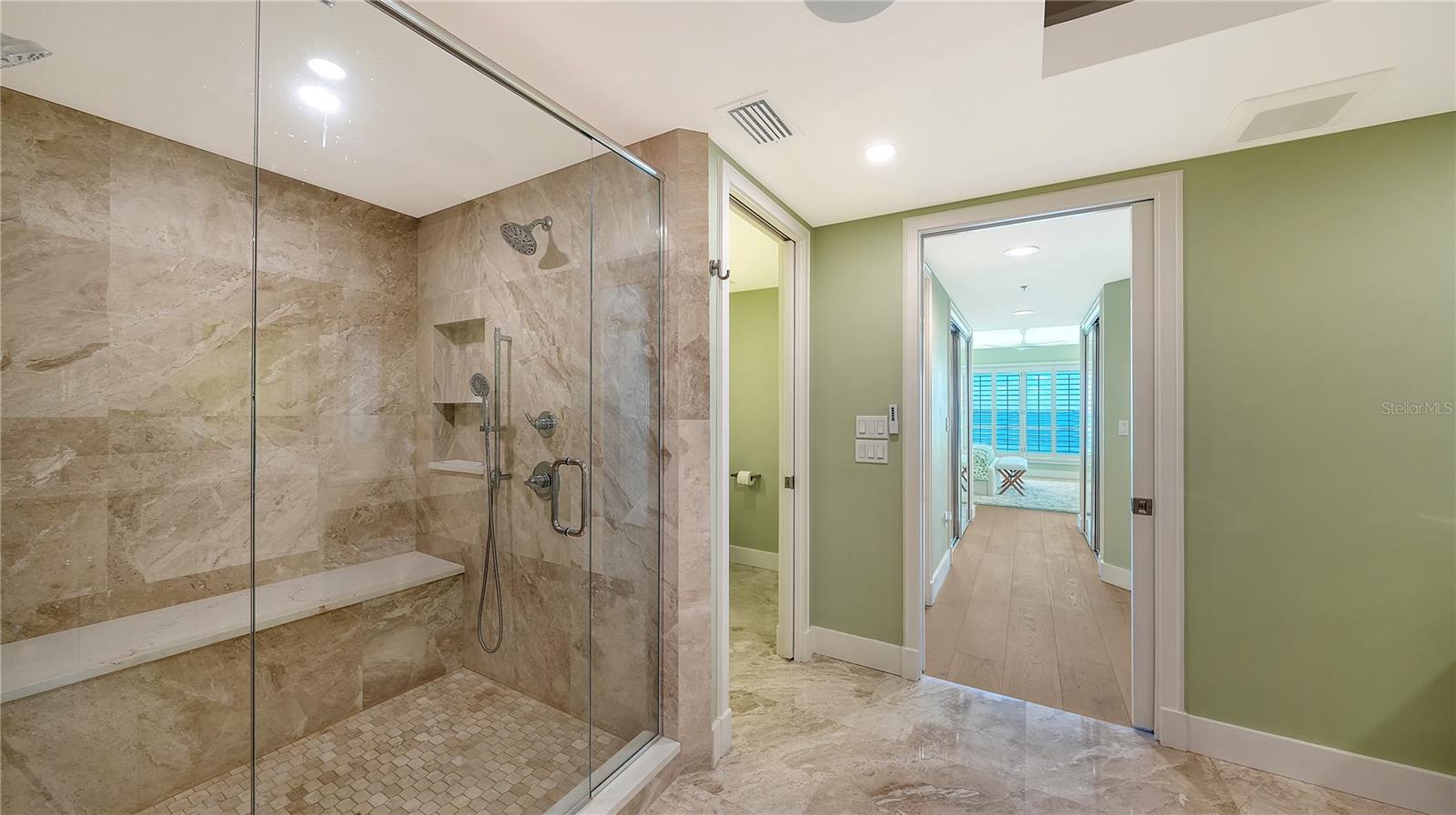 MARINA BAY - Residential