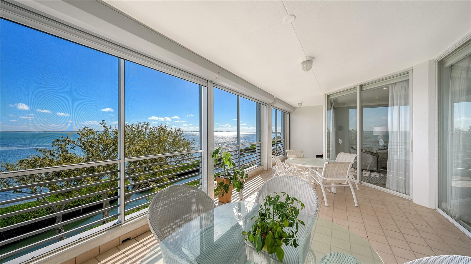 MARINA BAY - Residential