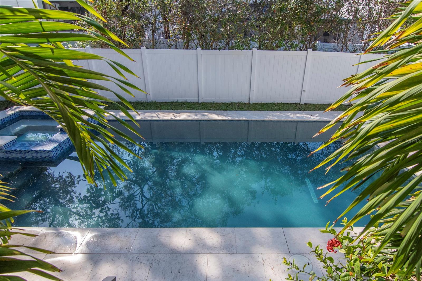 SUNSET PARK - Residential Lease