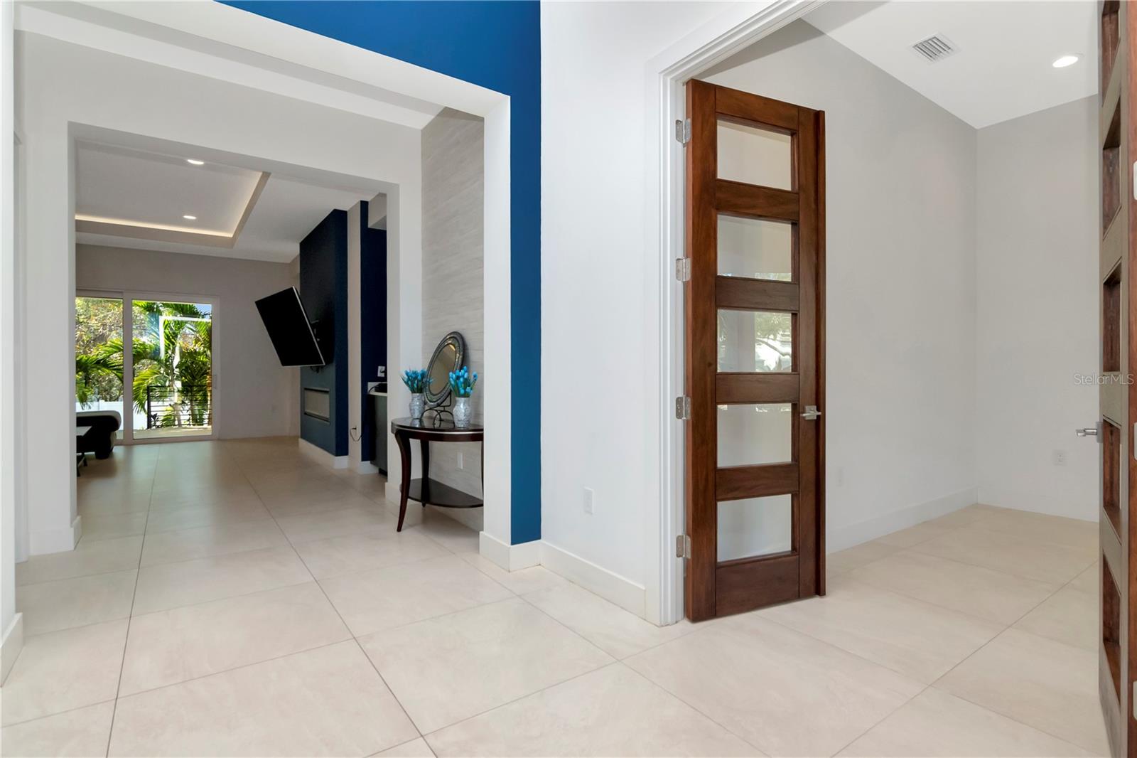 SUNSET PARK - Residential Lease