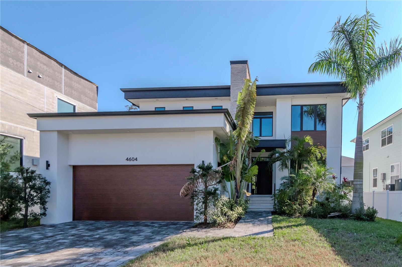 SUNSET PARK - Residential Lease