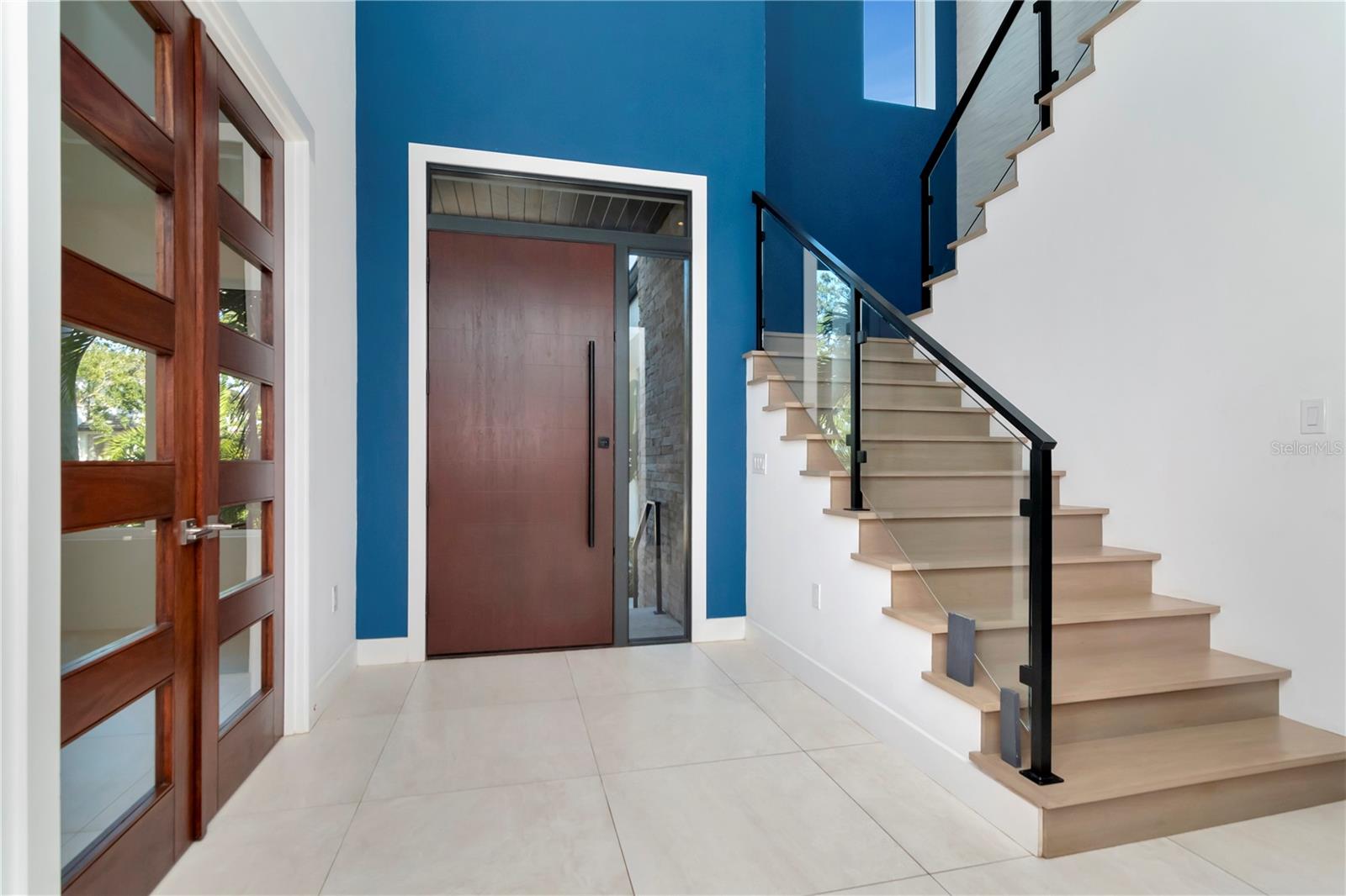 SUNSET PARK - Residential Lease