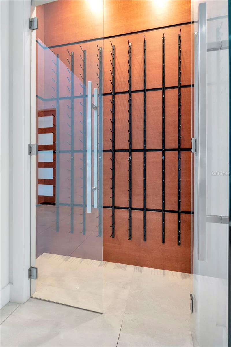 SUNSET PARK - Residential Lease