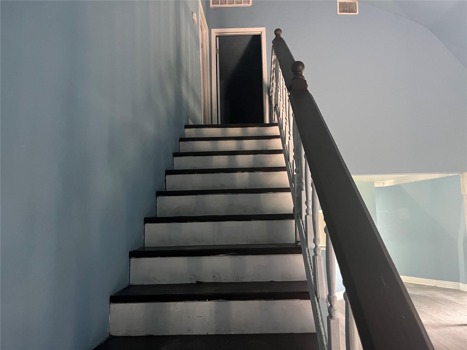 HILLSIDE ACRES - Residential