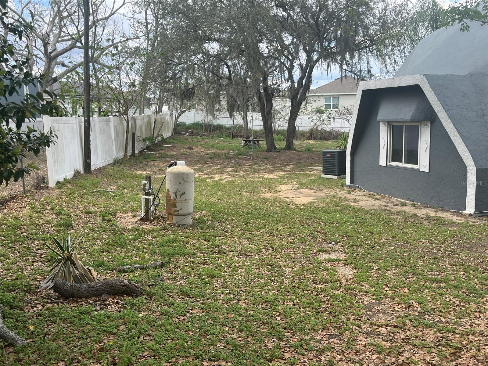 HILLSIDE ACRES - Residential