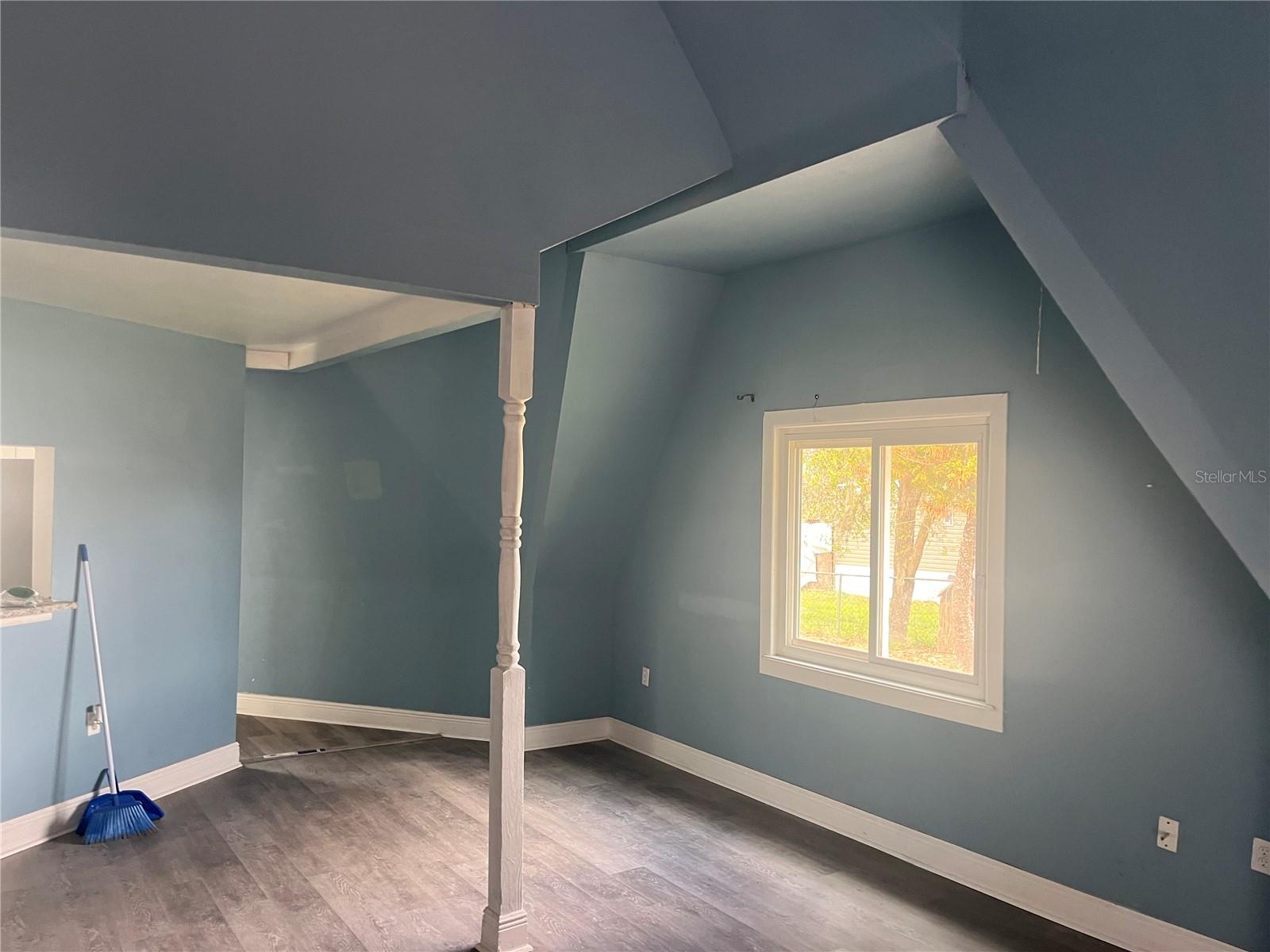 HILLSIDE ACRES - Residential