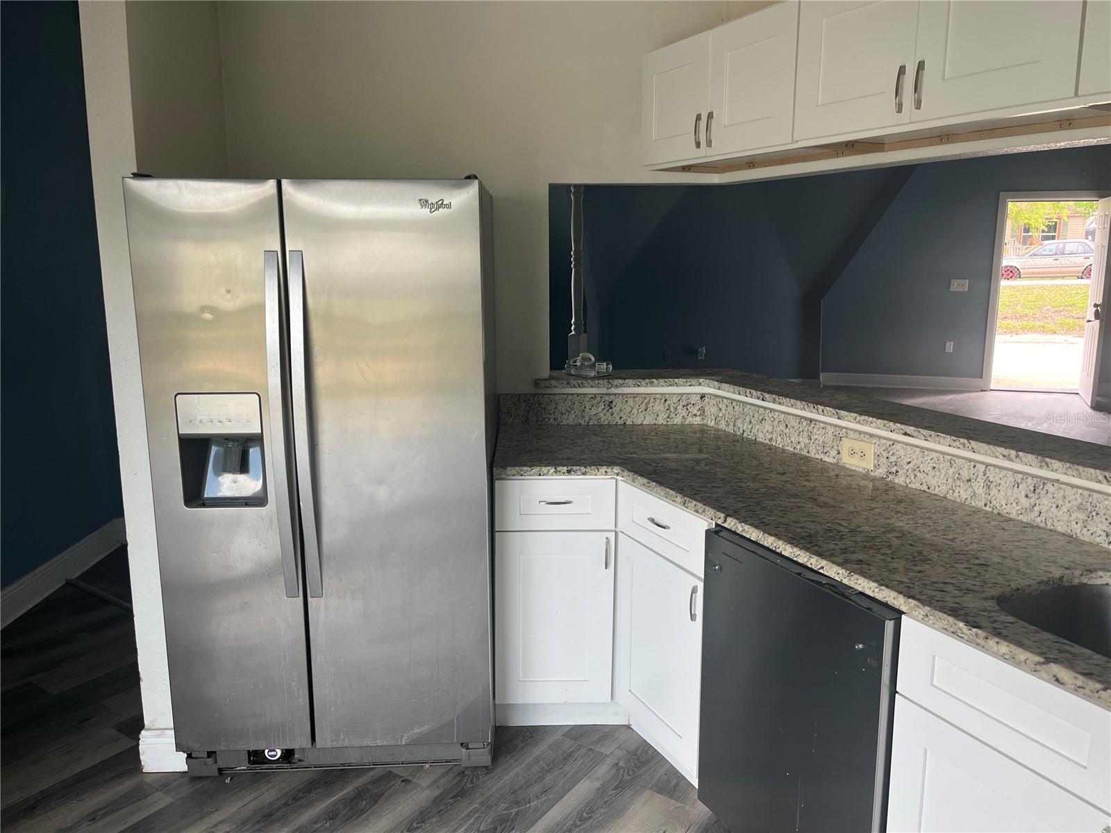 HILLSIDE ACRES - Residential