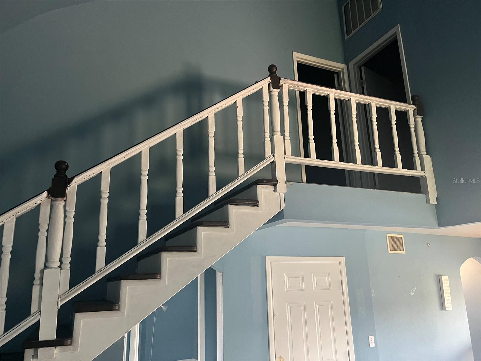 HILLSIDE ACRES - Residential