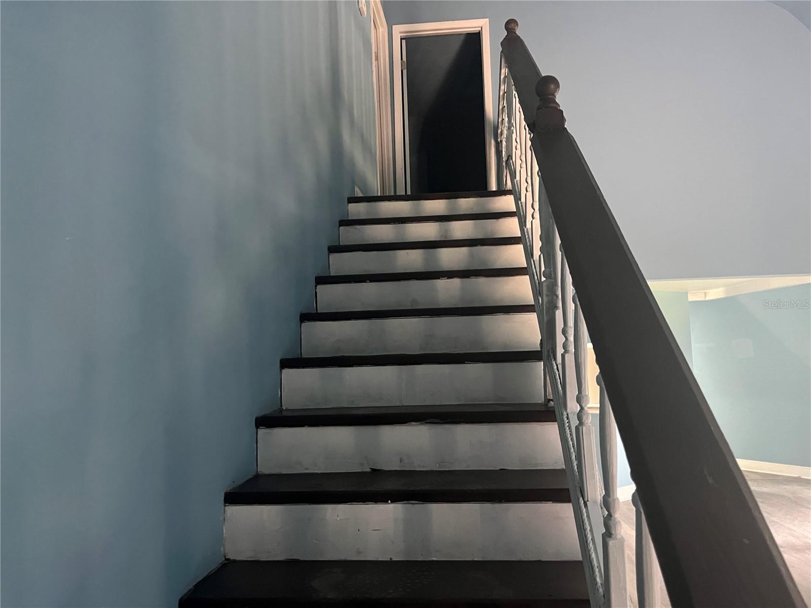 HILLSIDE ACRES - Residential