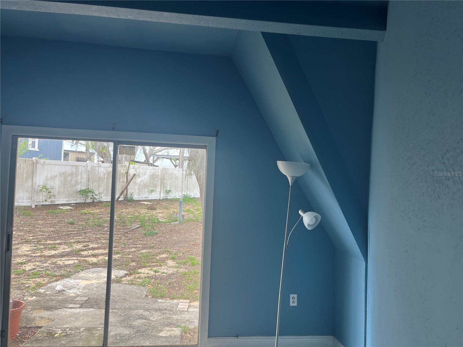 HILLSIDE ACRES - Residential