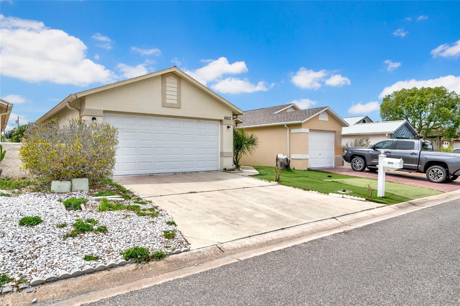 JASMINE HILLS - Residential