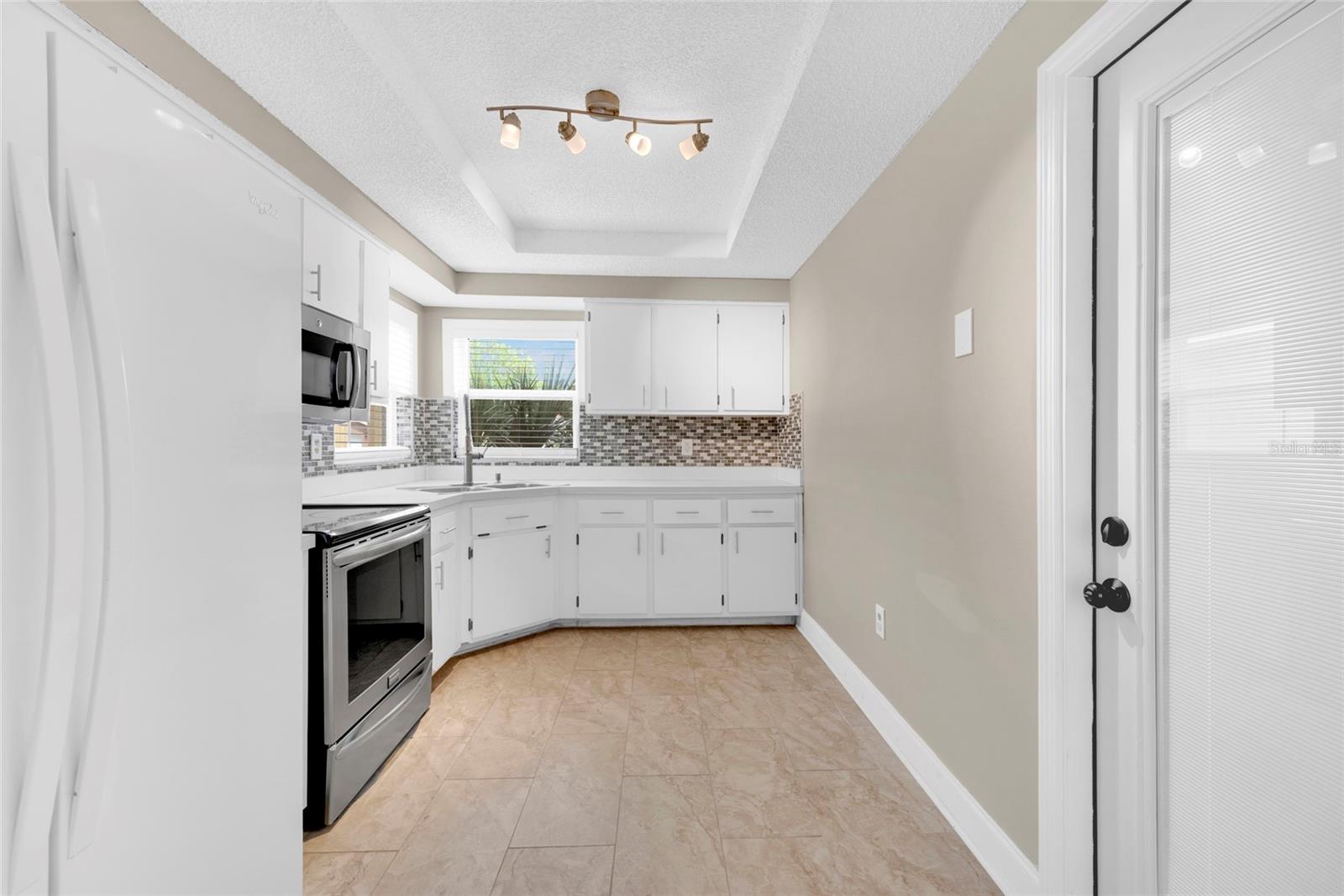 JASMINE HILLS - Residential