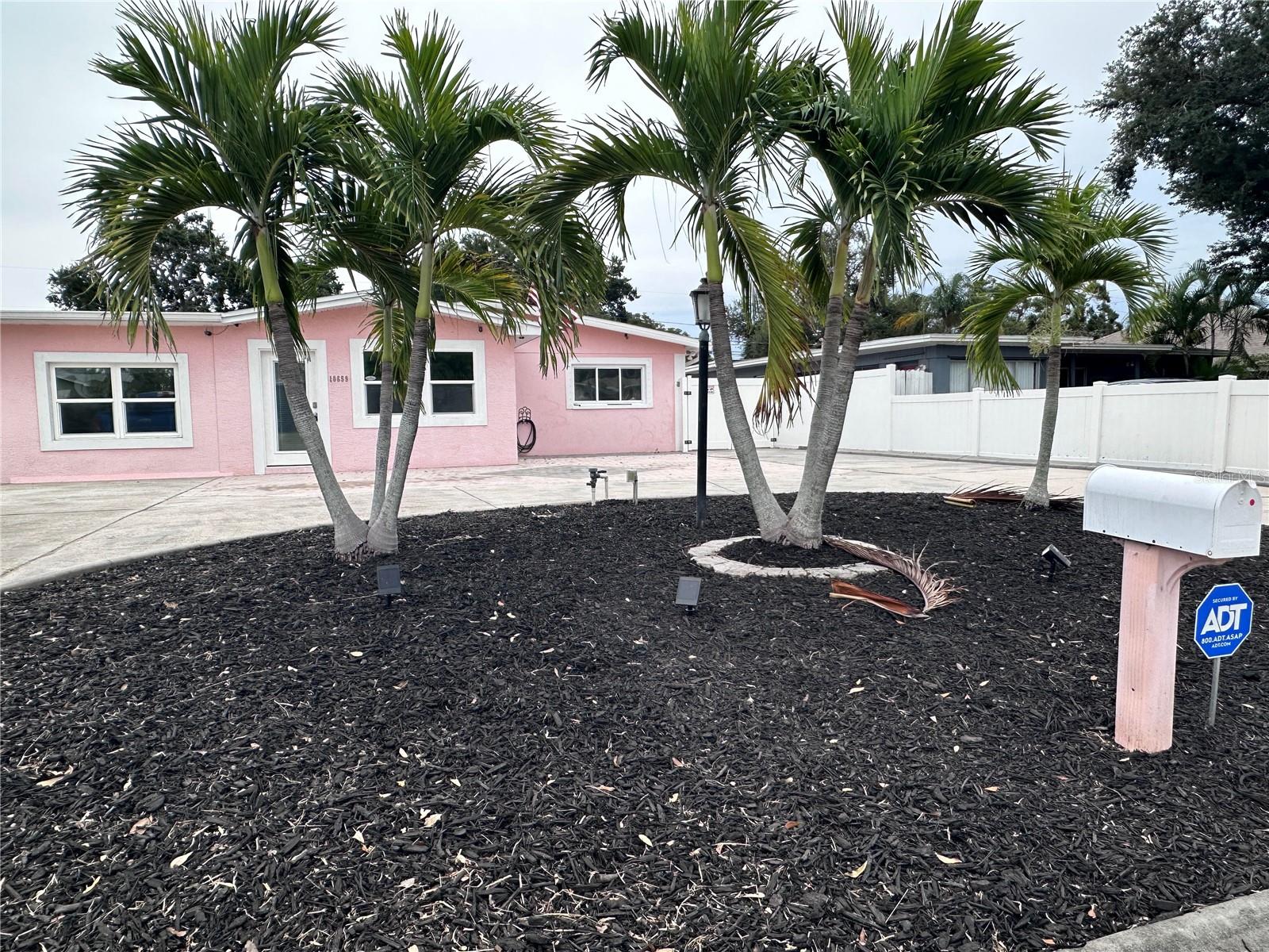 TROPICAL GROVES - Residential Lease