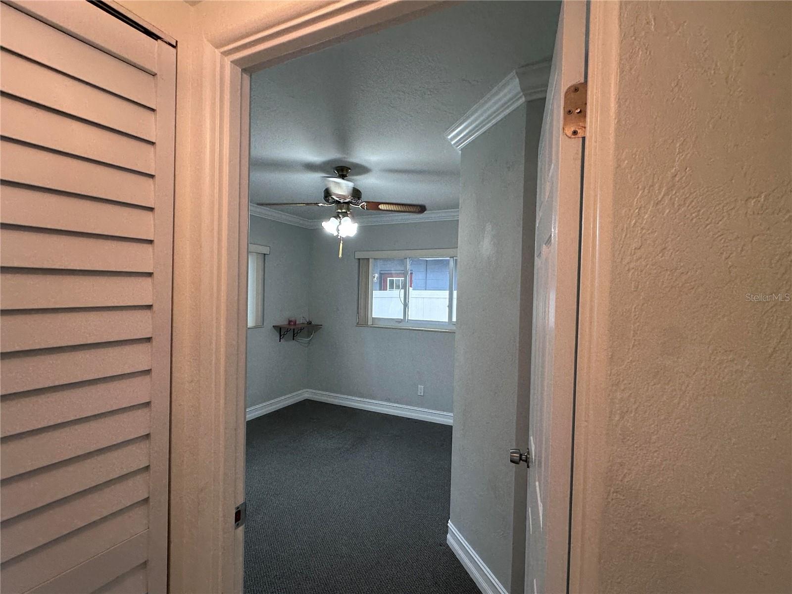 TROPICAL GROVES - Residential Lease