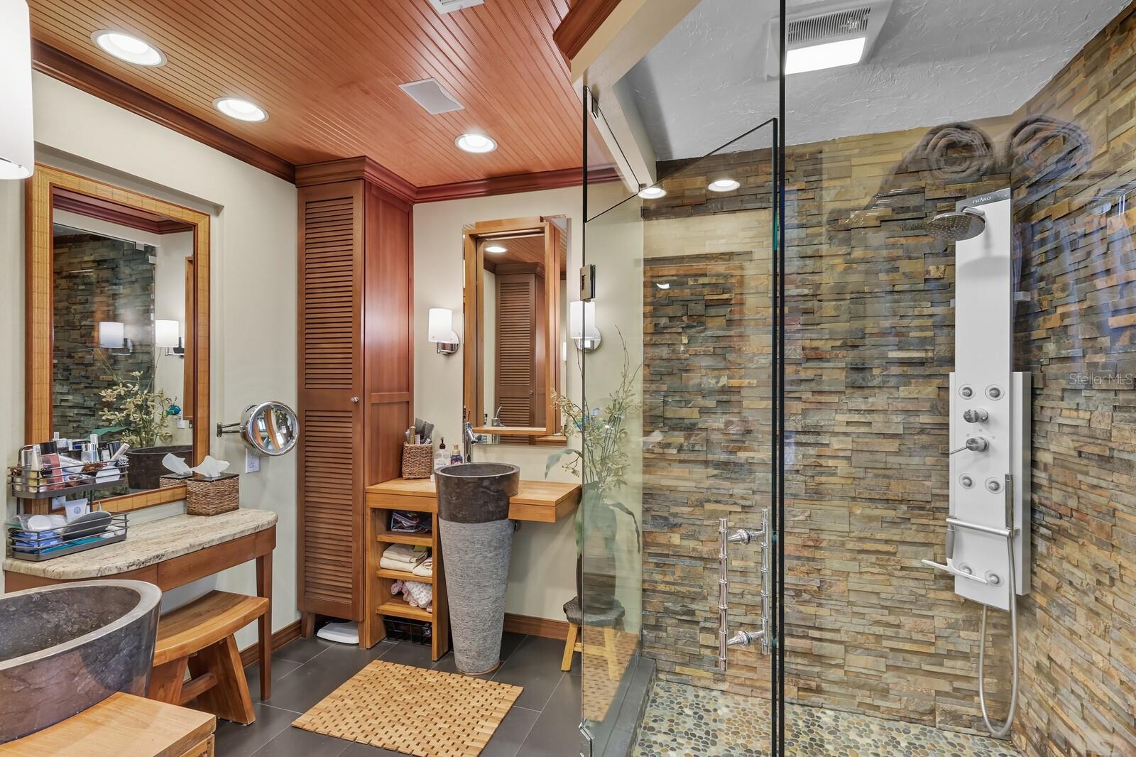 RIVERSIDE PARK REP OF A POR - Residential