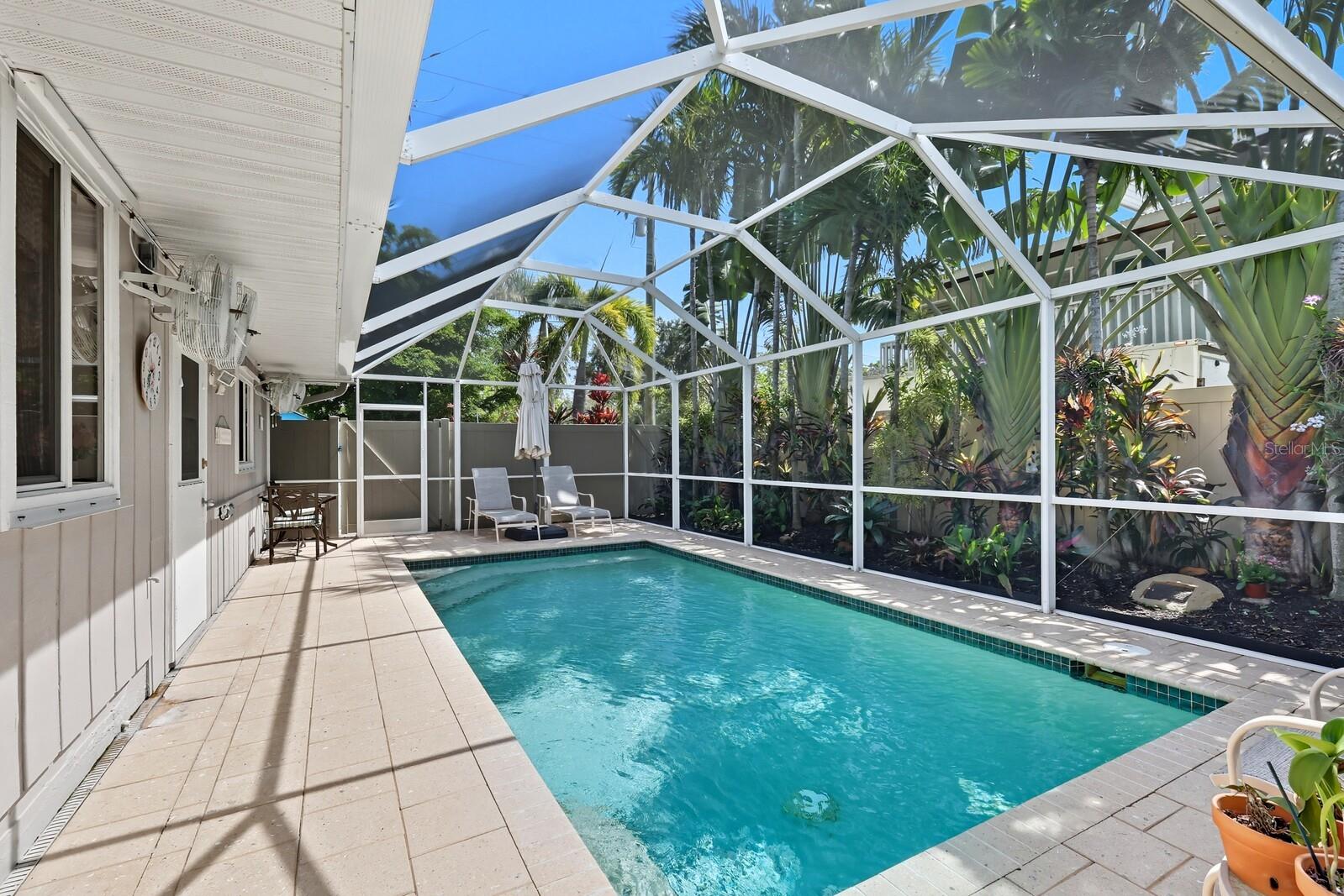 RIVERSIDE PARK REP OF A POR - Residential
