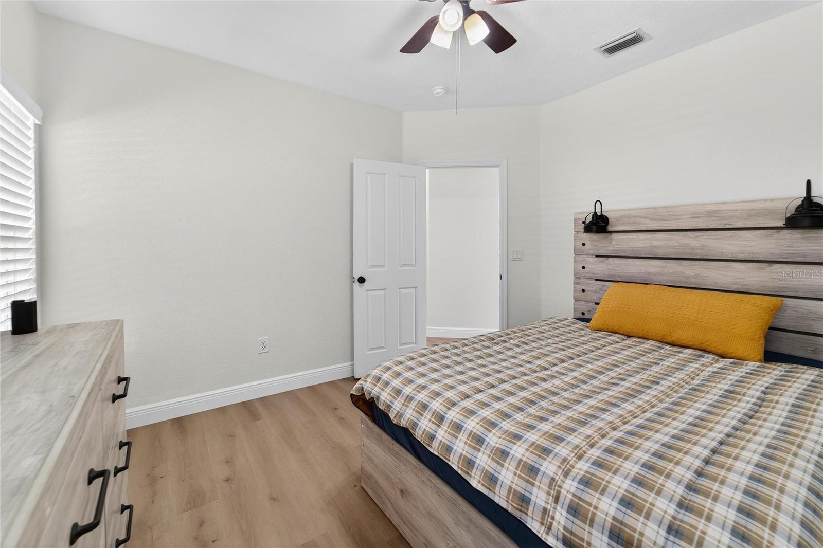 FISHHAWK RANCH PH 2 PRCL - Residential