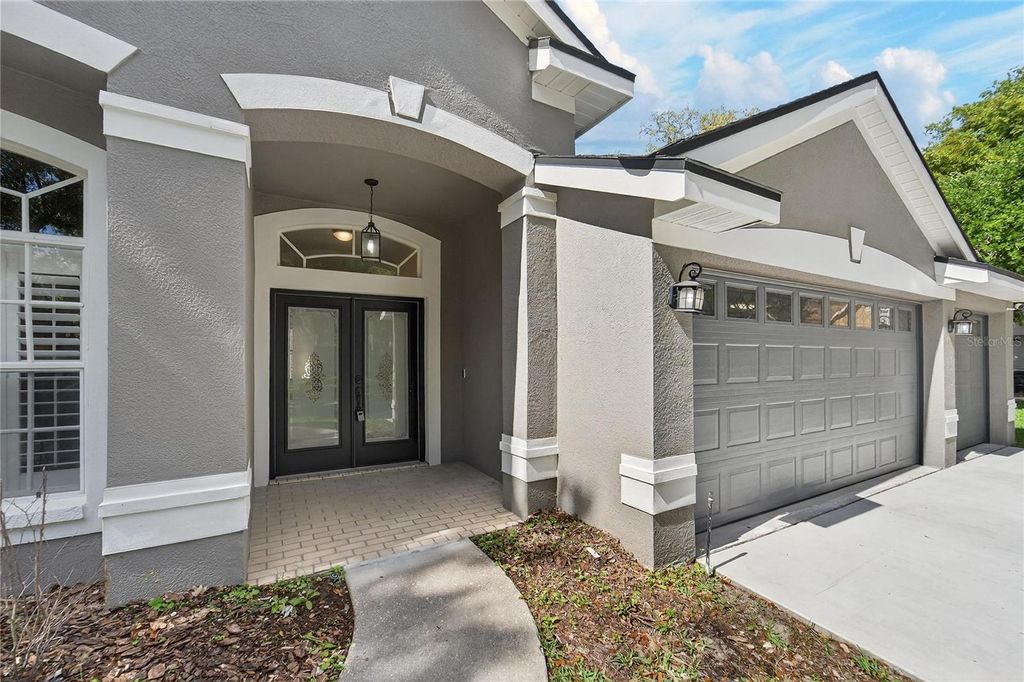 Photo of 5608 Osprey Park Place, Lithia, FL 33547 (MLS # TB8493236)