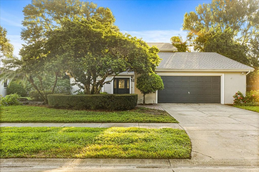 Photo of 13817 Cypress Village Circle, Tampa, FL 33618 (MLS # TB8417133)