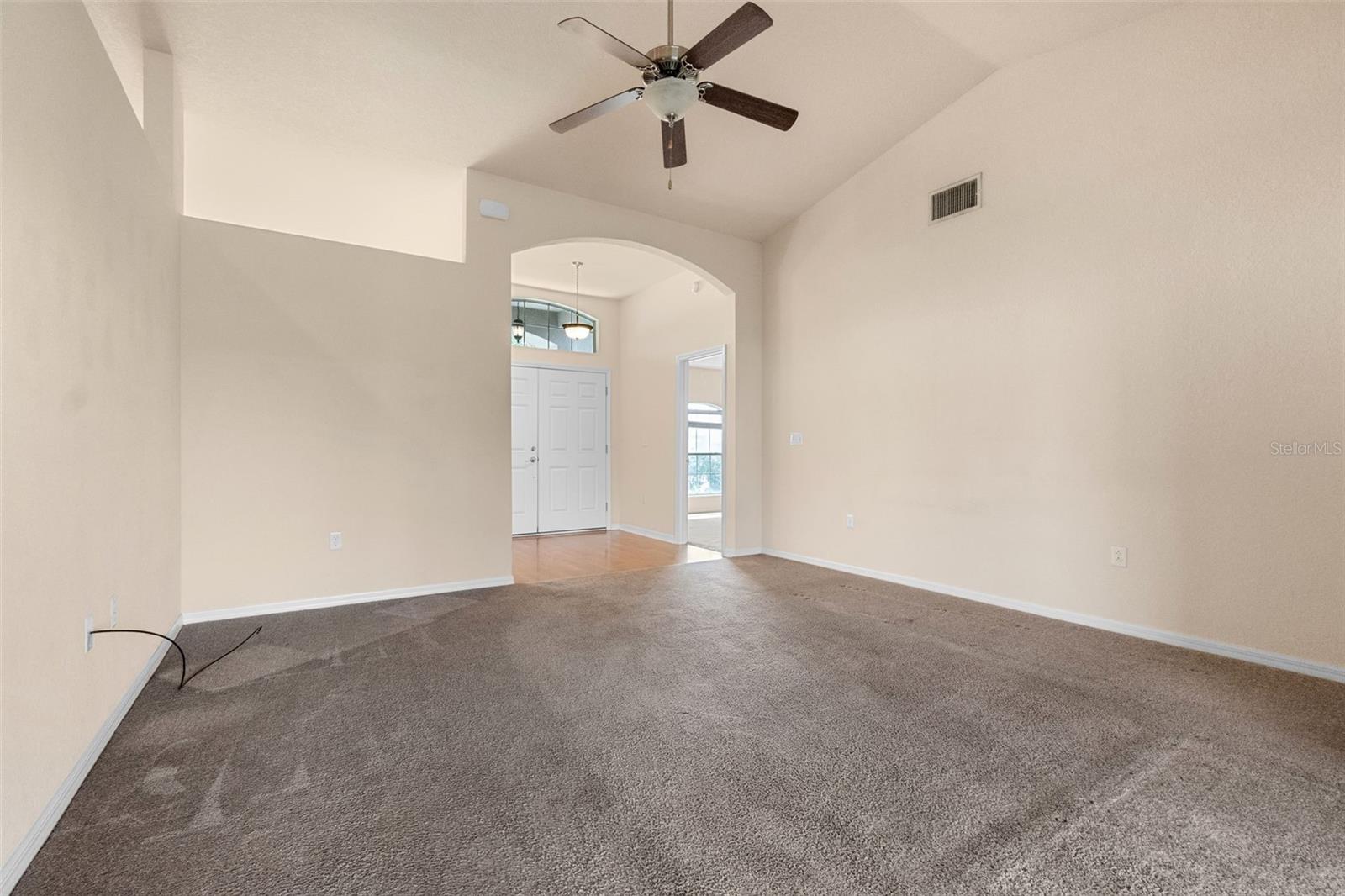 211 HIGHLAND MEADOWS COURT