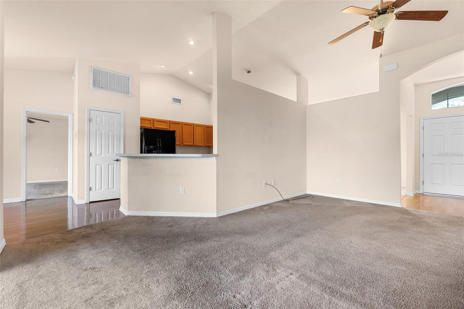 211 HIGHLAND MEADOWS COURT