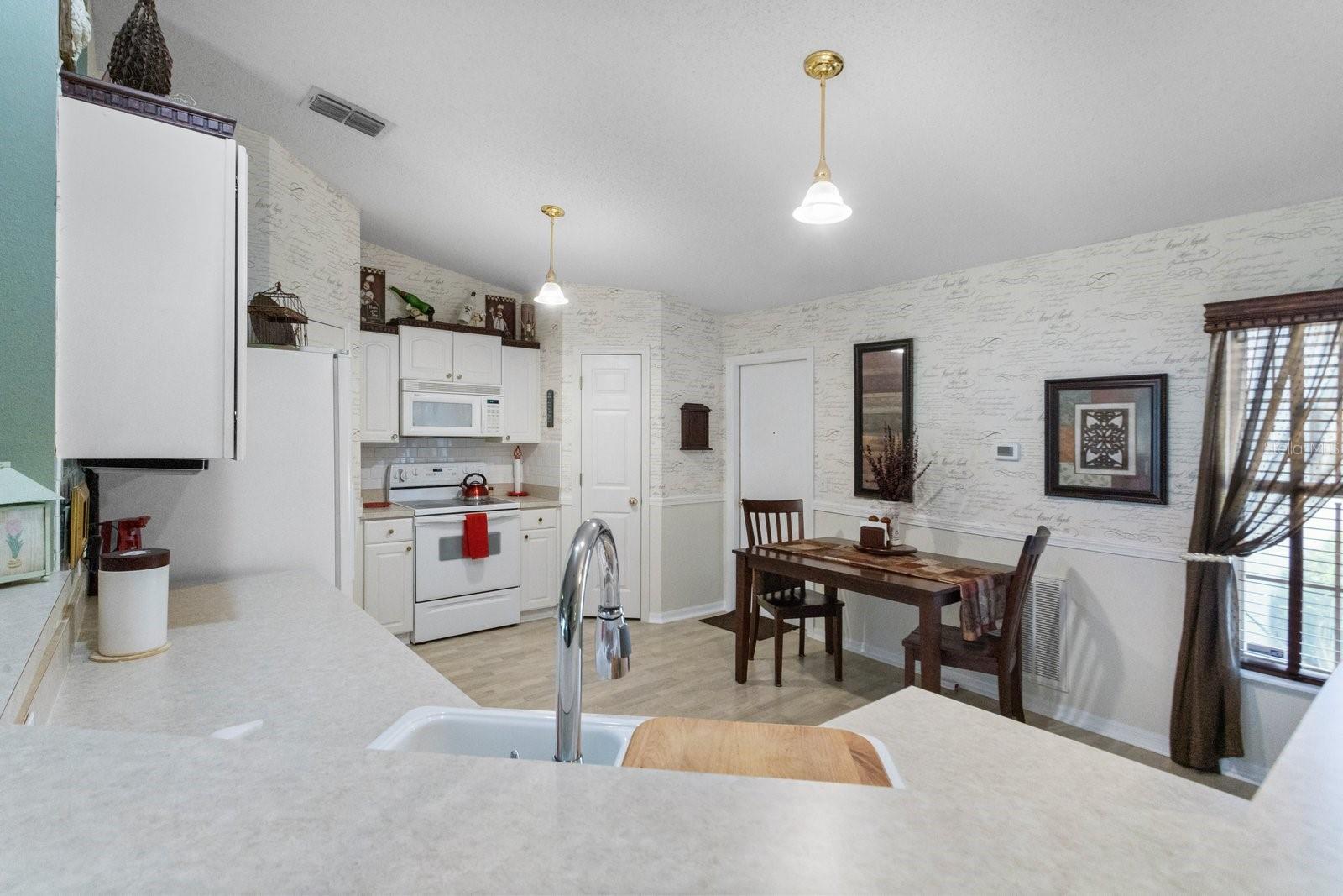 ENCLAVE PH 02 - Residential