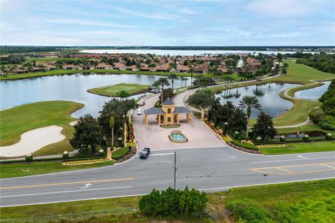 A home in LAKE WALES