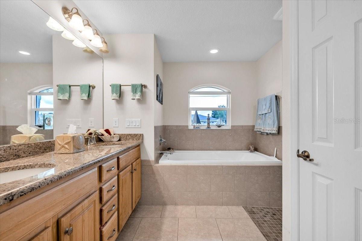 PUNTA GORDA ISLES SEC 18 - Residential