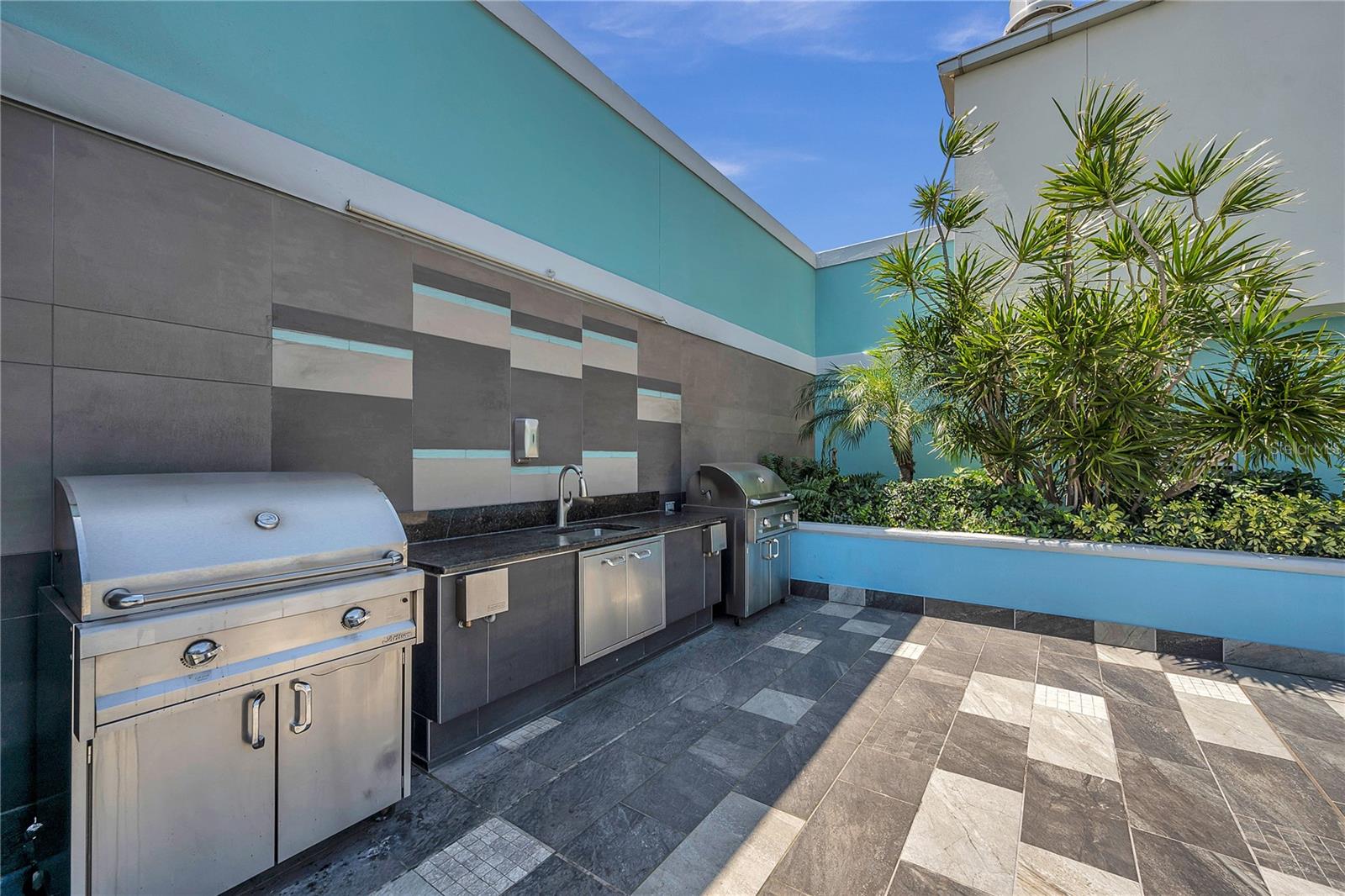 BAYFRONT TOWER CONDO - Residential Lease