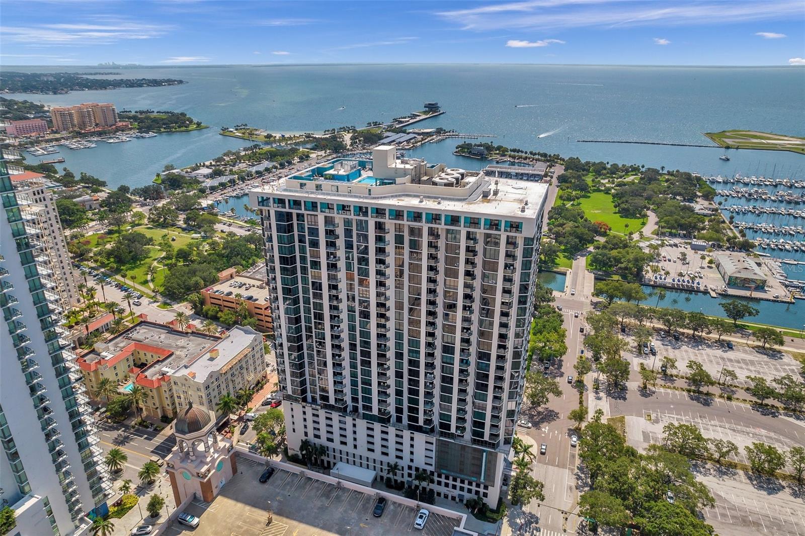 BAYFRONT TOWER CONDO - Residential Lease
