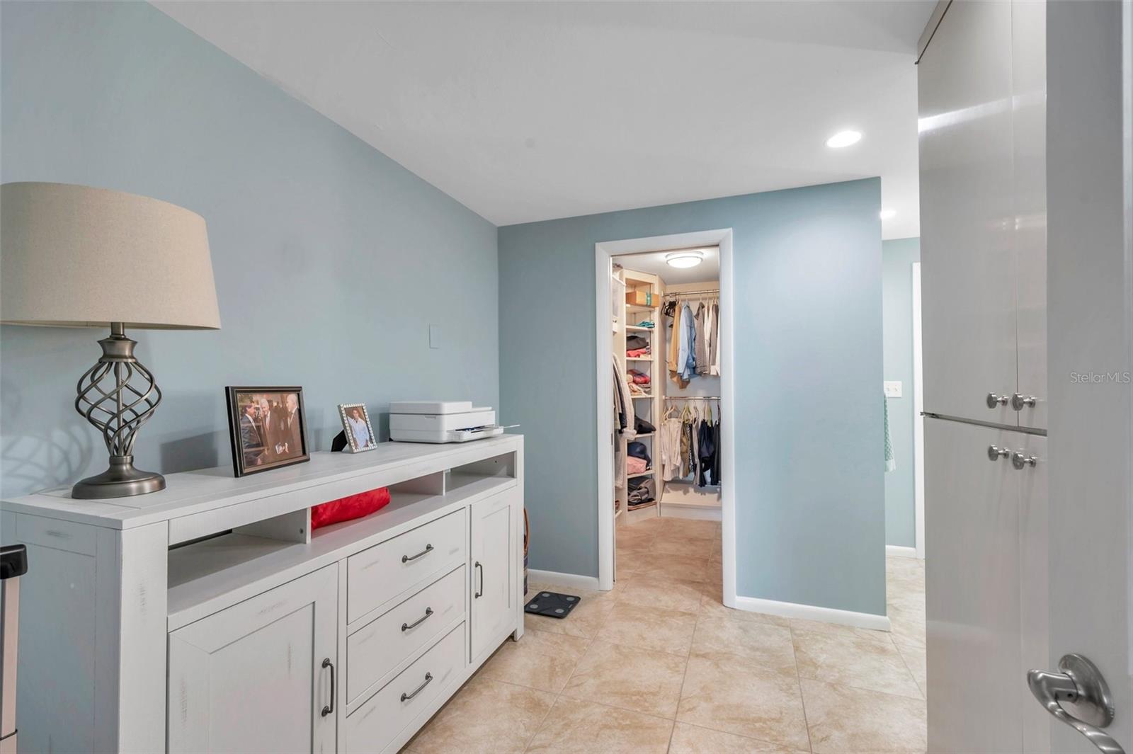 BAYFRONT TOWER CONDO - Residential Lease