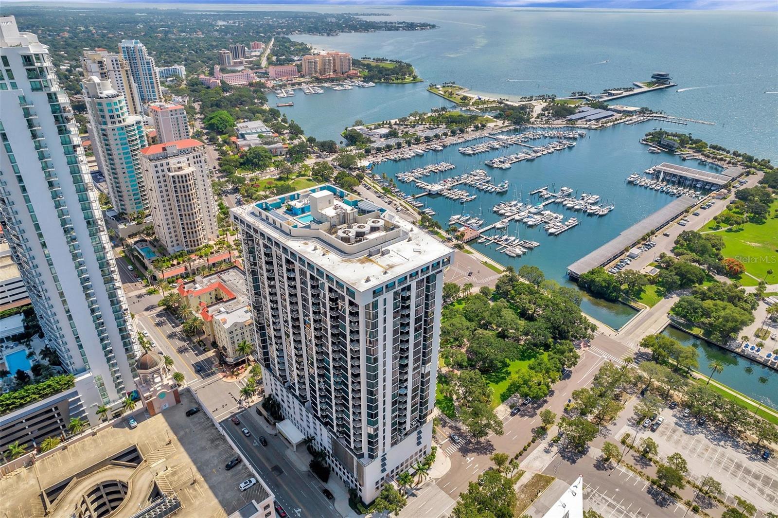 BAYFRONT TOWER CONDO - Residential Lease