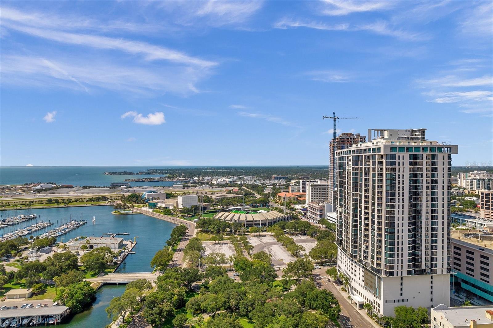 BAYFRONT TOWER CONDO - Residential Lease
