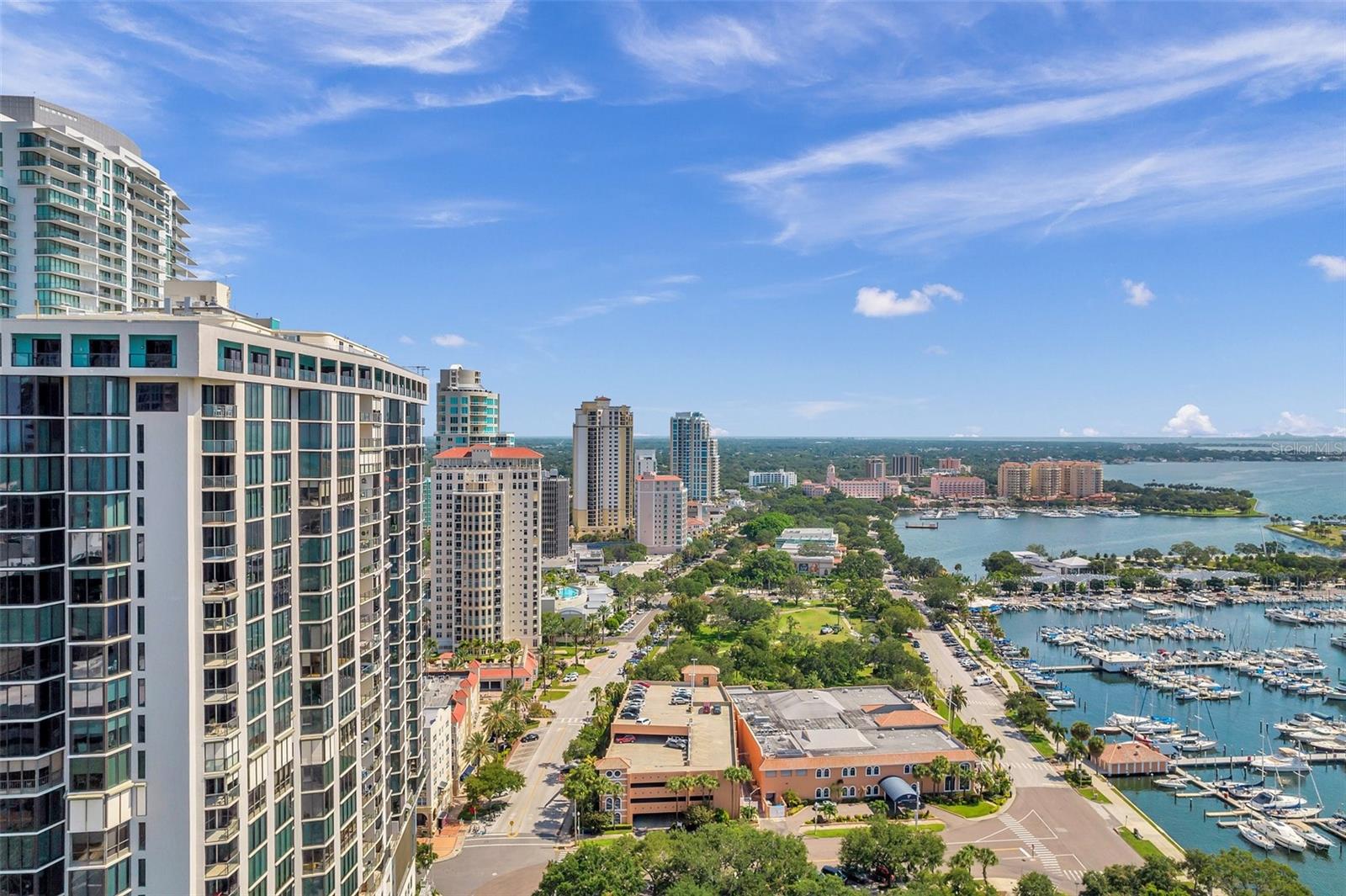 BAYFRONT TOWER CONDO - Residential Lease
