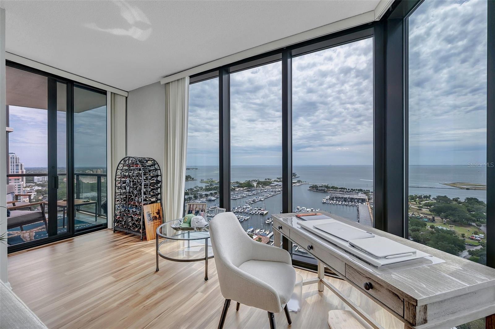 BAYFRONT TOWER CONDO - Residential Lease