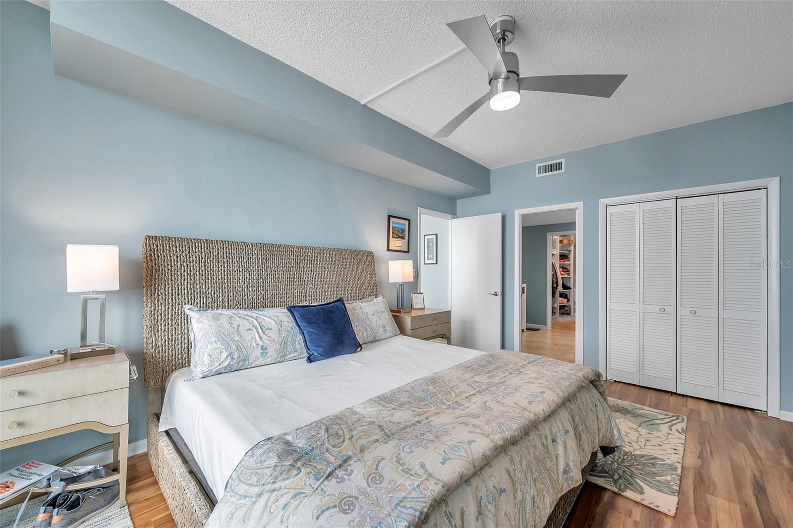 BAYFRONT TOWER CONDO - Residential Lease