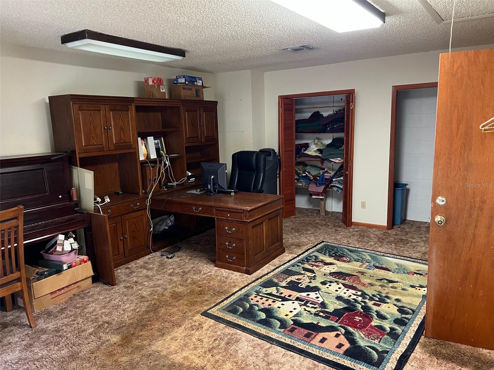 CRESCENT COVE - Residential