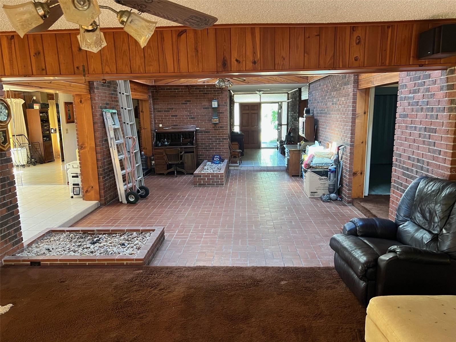 CRESCENT COVE - Residential