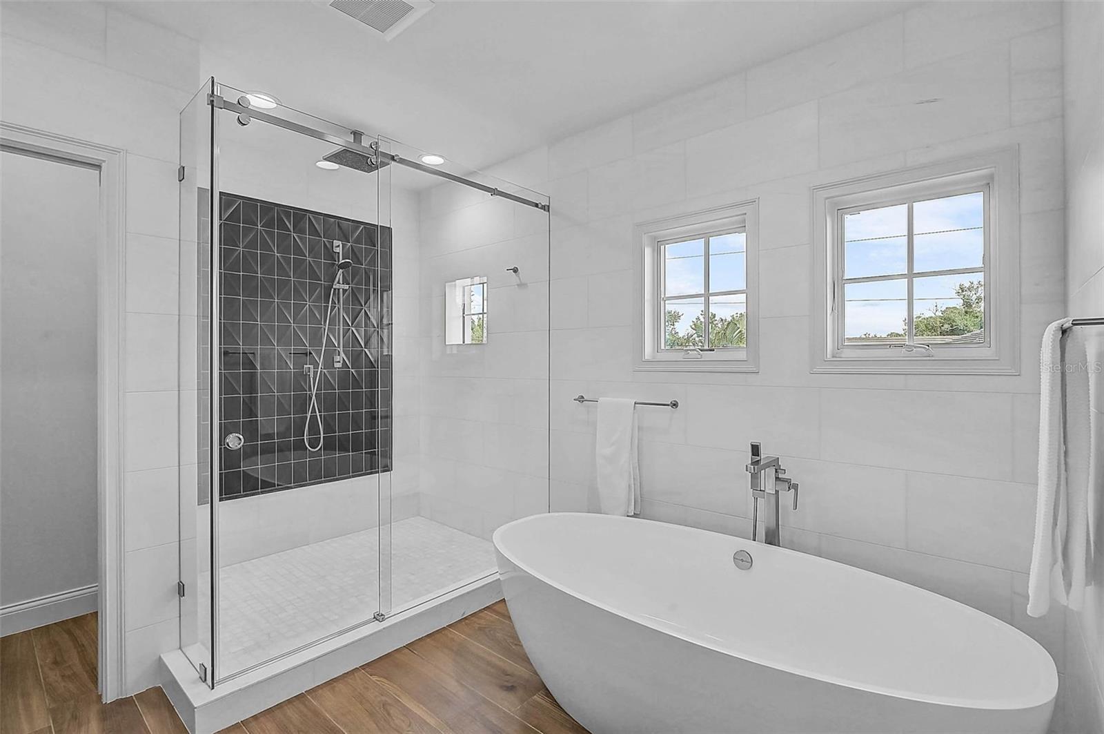 OYSTER BAY ESTATES - Residential