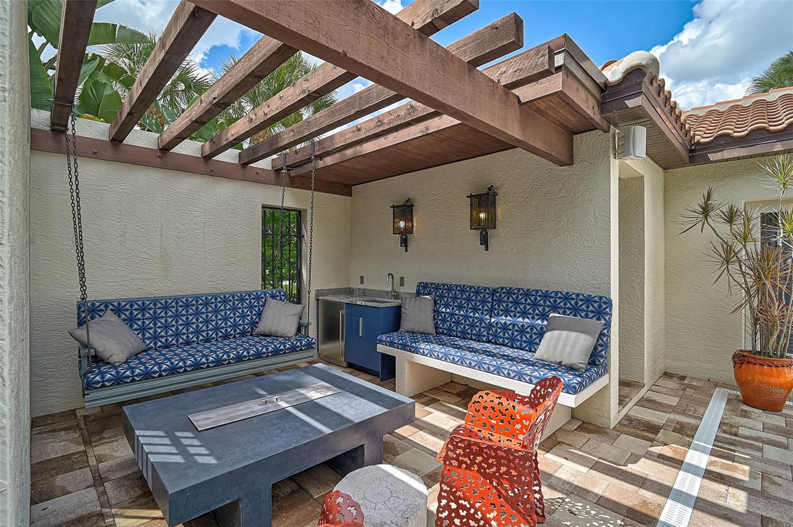 OYSTER BAY ESTATES - Residential