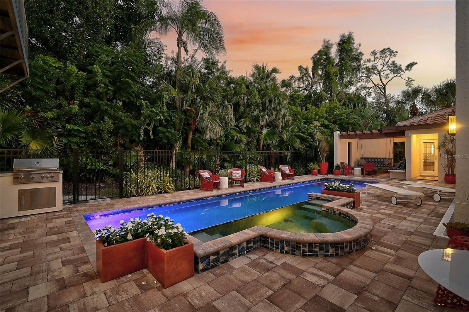 OYSTER BAY ESTATES - Residential