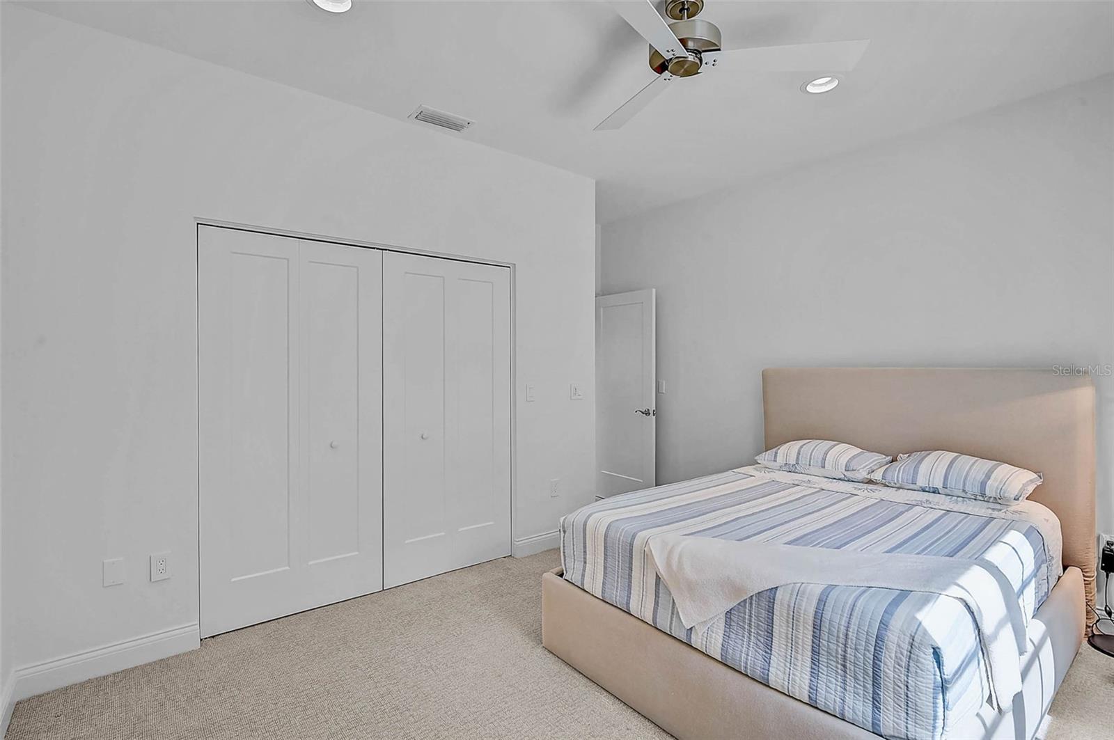OYSTER BAY ESTATES - Residential