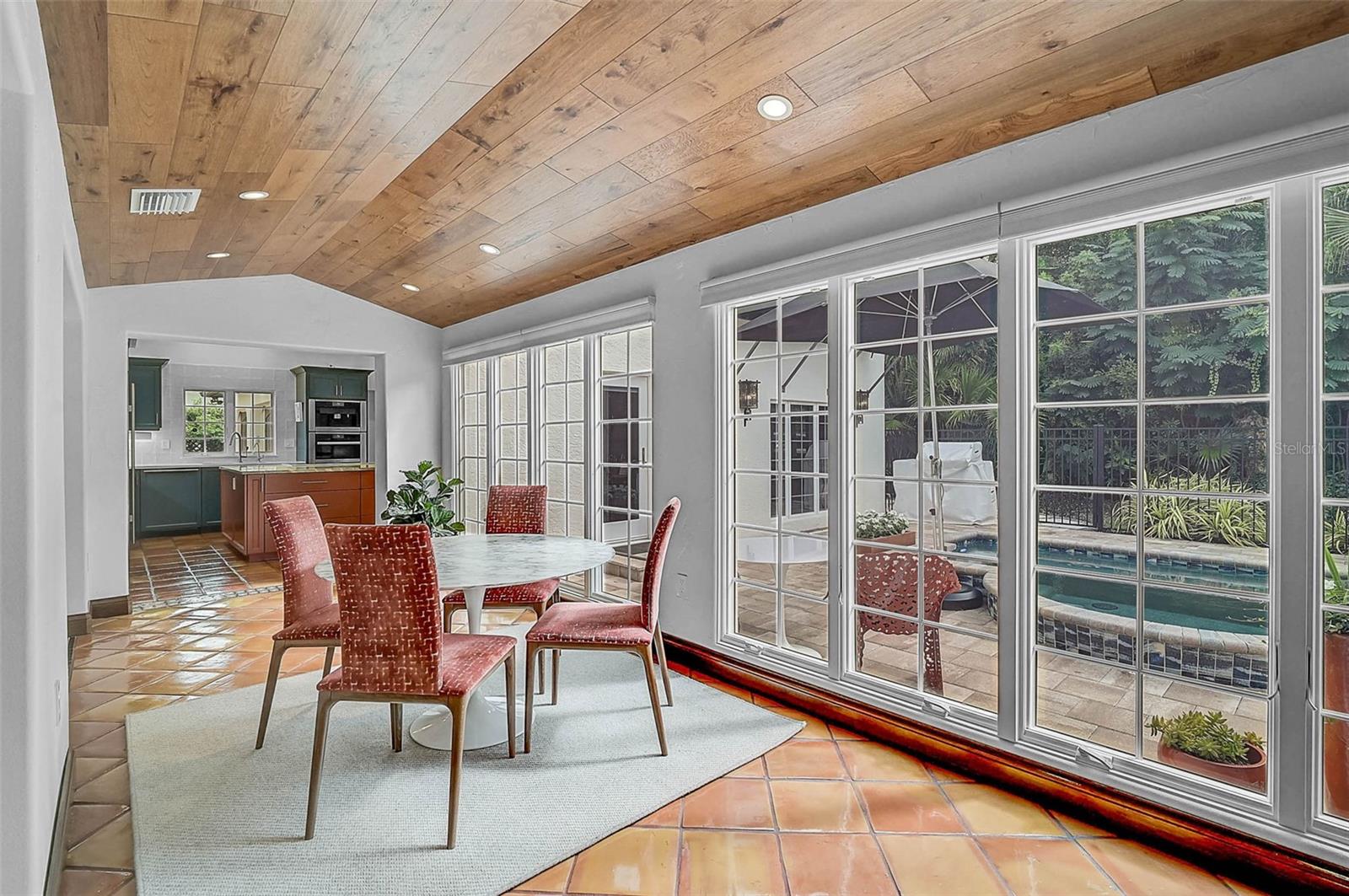OYSTER BAY ESTATES - Residential