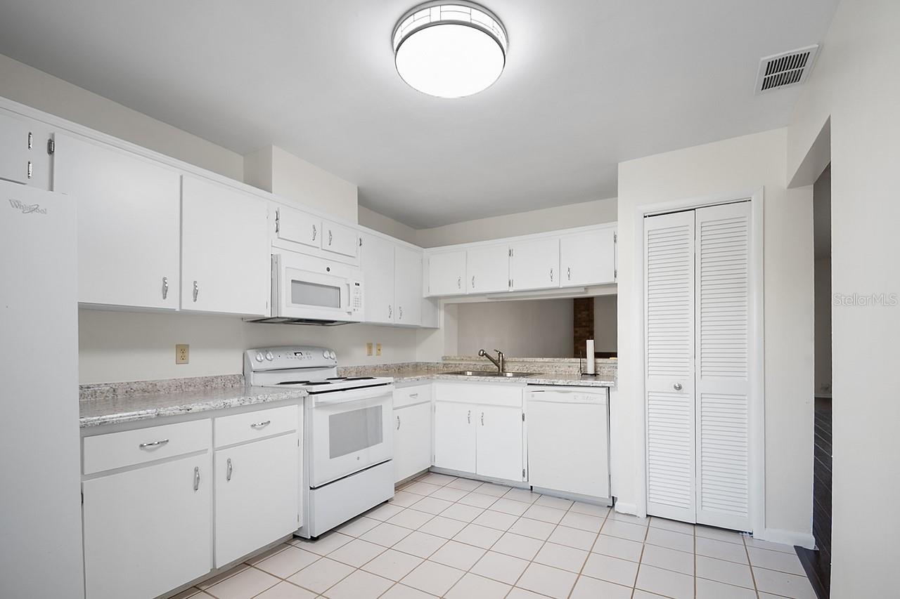 ESCONDIDO PH 1 - Residential