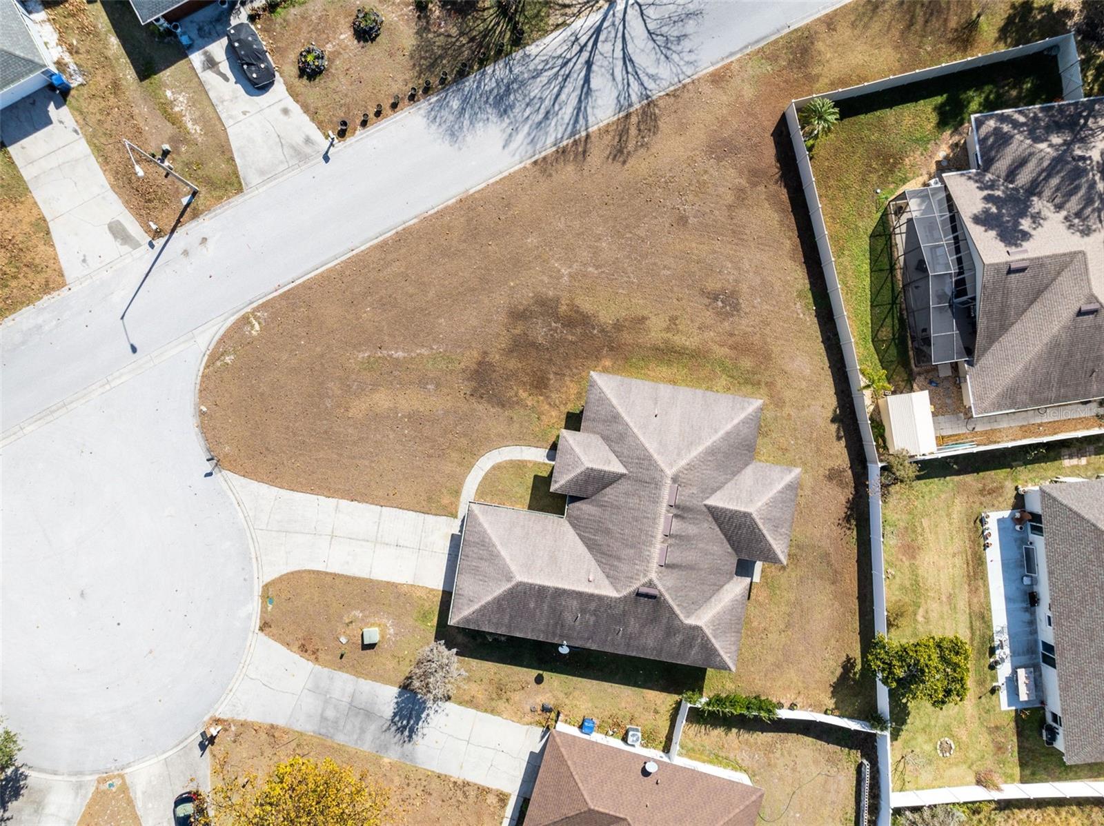 GROVELAND HIDDEN LAKES ESTATES - Residential