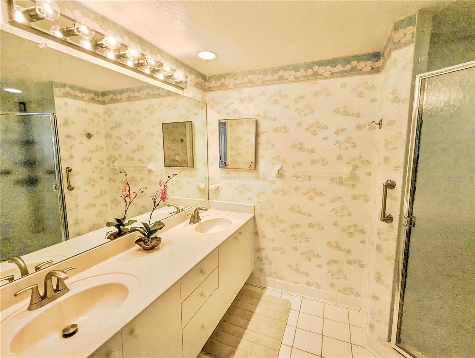 BACOPA BAY CONDO - Residential Lease