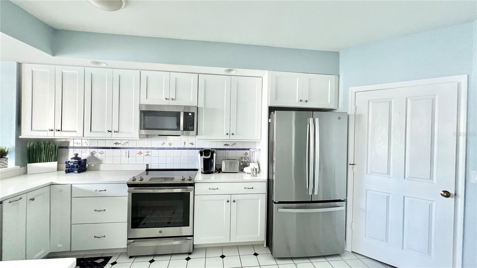 BACOPA BAY CONDO - Residential Lease